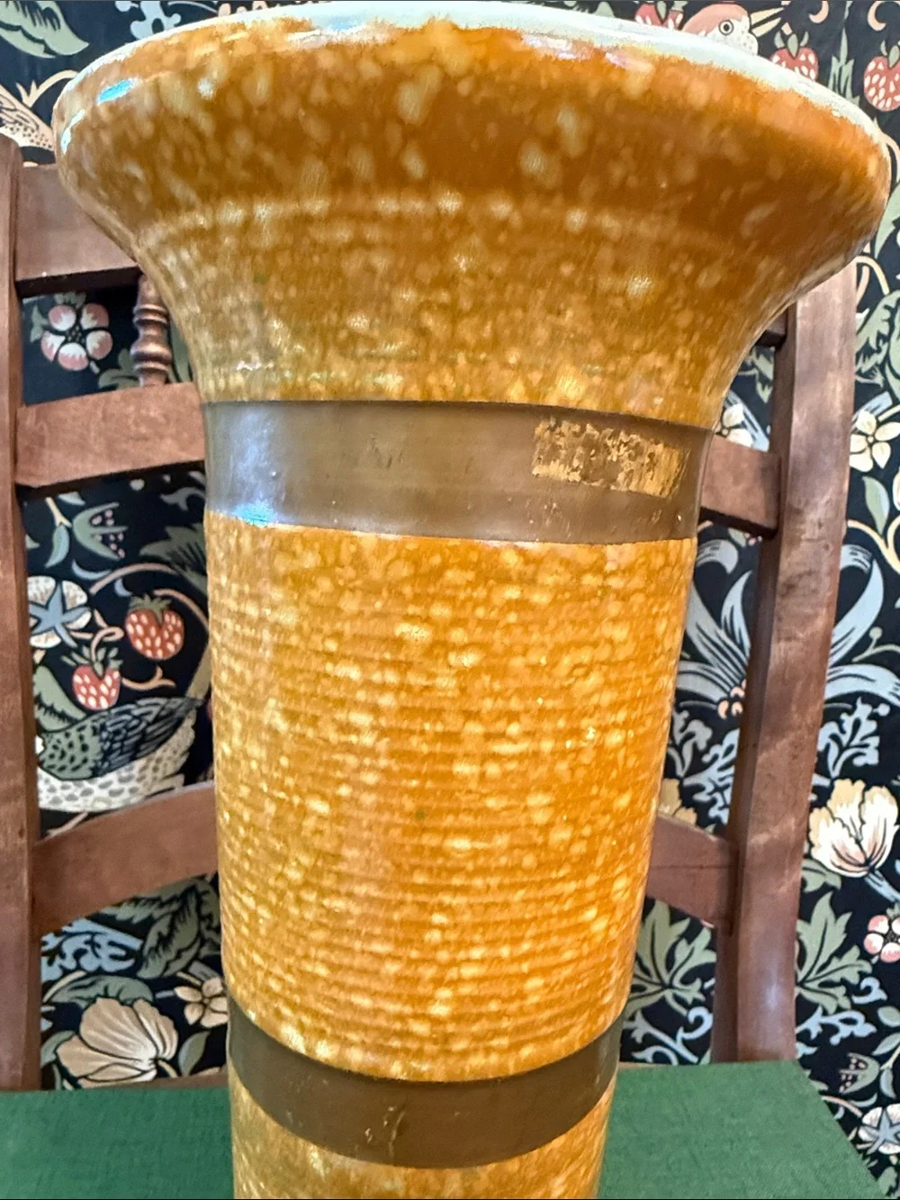 💕Vintage Hull Pottery #102 Gold Speckled Vase Fall Decor